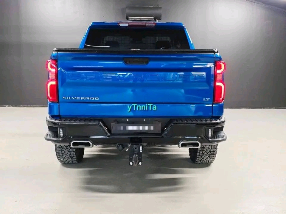 Chevrolet Silverado 3.0/DURAMAX – Image 7