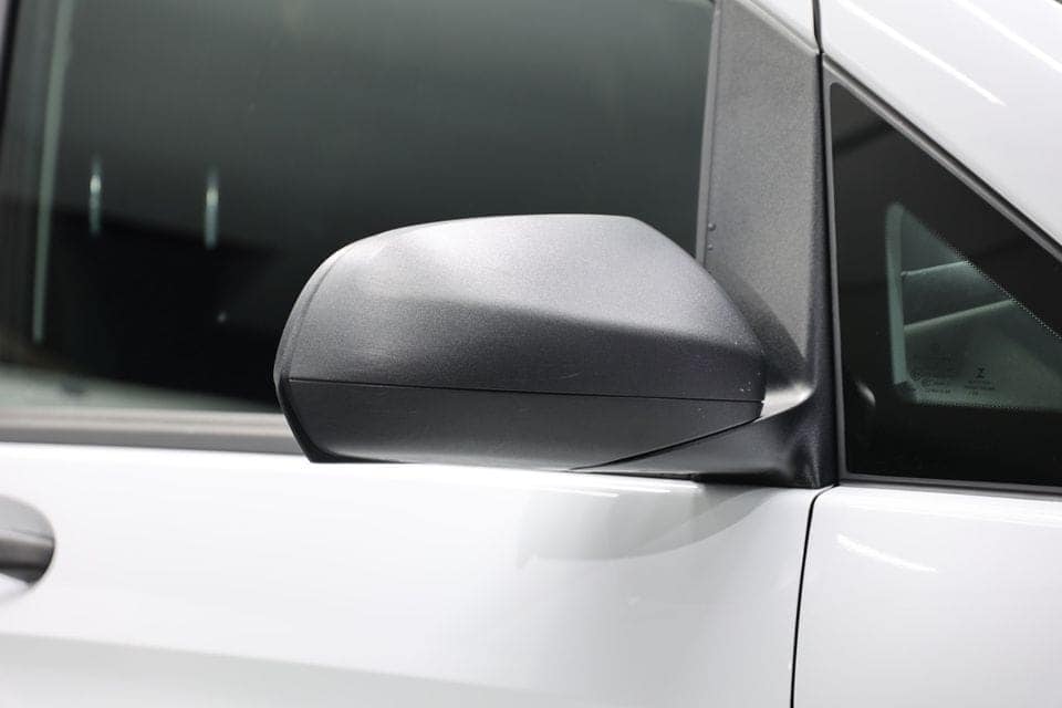 Mercedes-Benz Vito 119 4x4 Bluetooth – Image 6