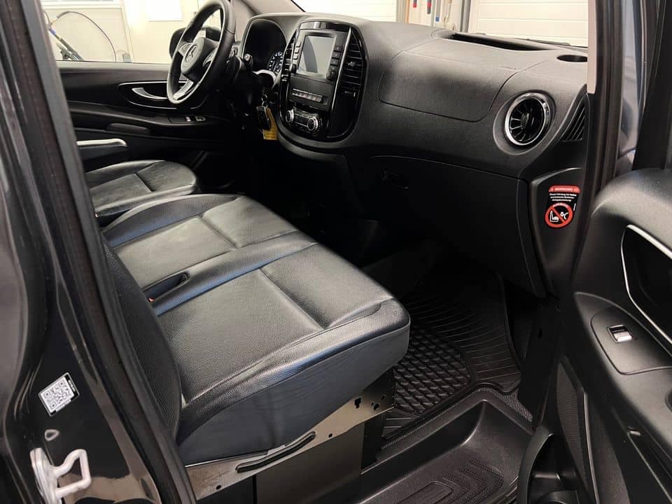 Mercedes-Benz Vito 119CDI 4X4 – Image 2