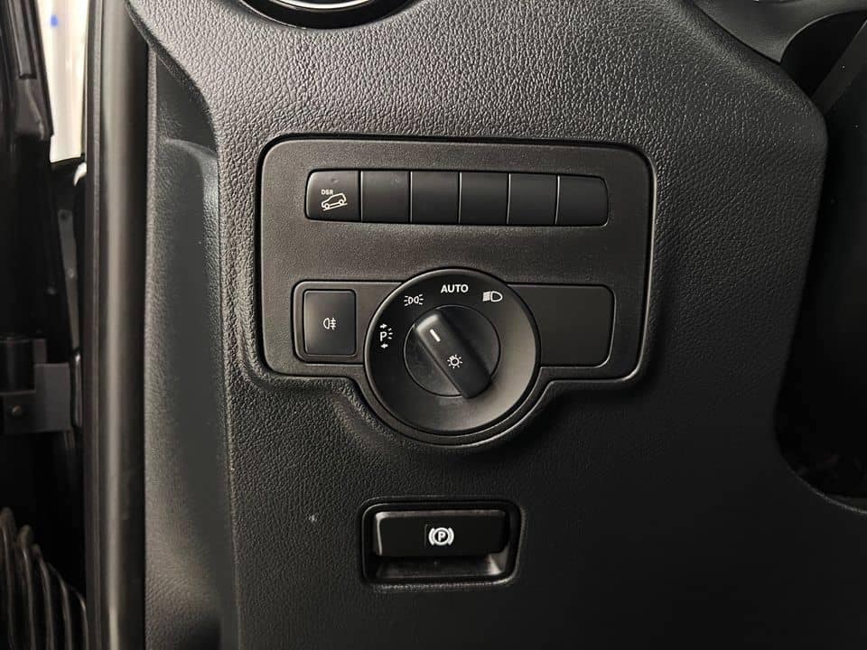 Mercedes-Benz Vito 119CDI 4X4 – Image 8