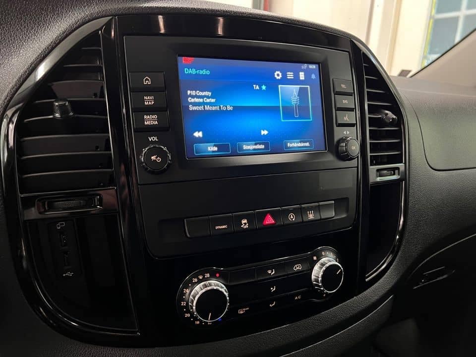 Mercedes-Benz Vito 119CDI 4X4 – Image 9