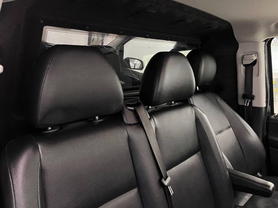 Mercedes-Benz Vito 119CDI 4X4 – Image 10