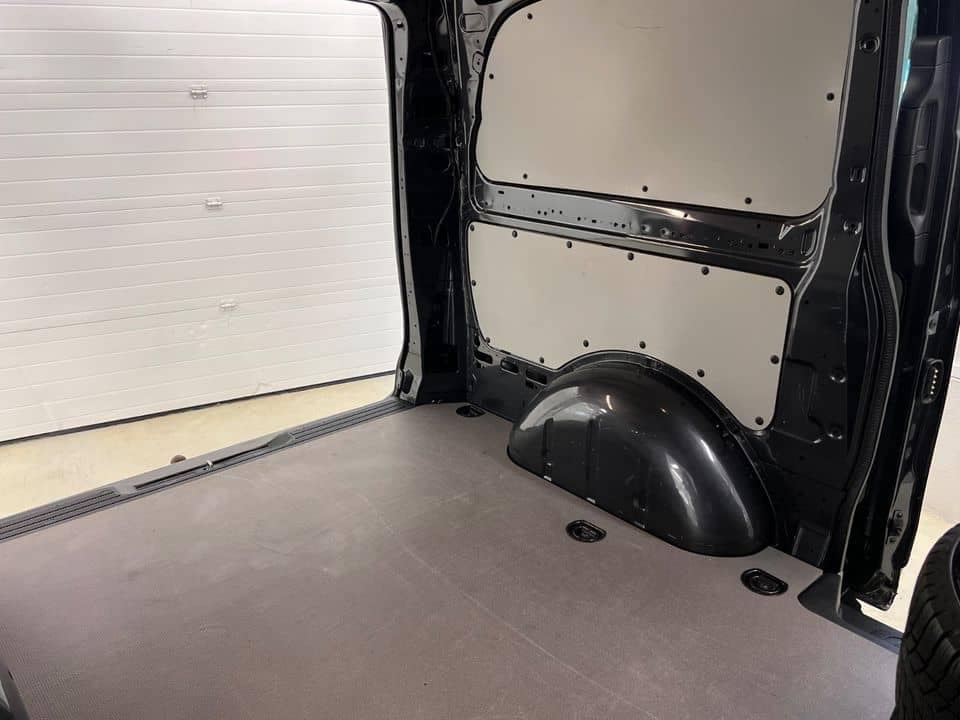 Mercedes-Benz Vito 119CDI 4X4 – Image 12