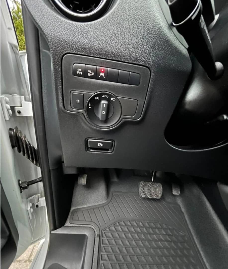 Mercedes-Benz Vito 119 CDI 4MATIC Mixto Long SELECT 5 Places – Image 13