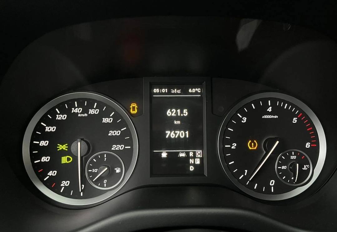 Mercedes-Benz Vito 119 CDI 4MATIC AMG Mixto Long SELECT 5 Places – Image 23