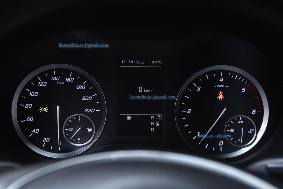 Mercedes-Benz Vito V119 4X4 – Image 10