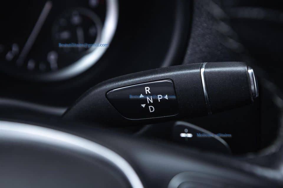 Mercedes-Benz Vito V119 4X4 – Image 17