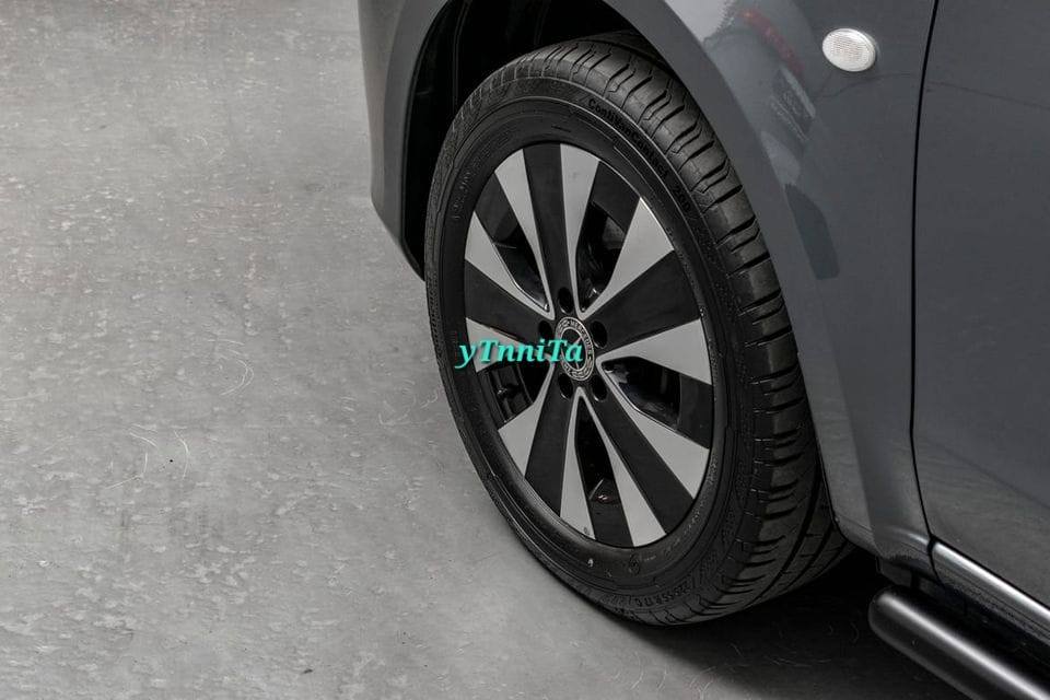 Mercedes-Benz Vito 119 A2 4x4 Facelift/4x4 – Image 2