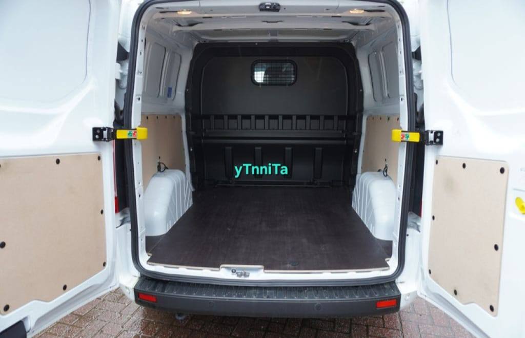 Ford Transit Custom 320L 2.0 TDCI L2H1 Double cabine – Image 14