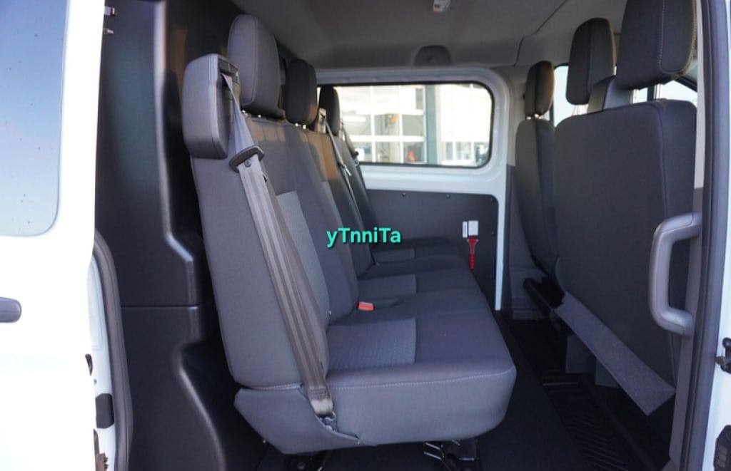 Ford Transit Custom 320L 2.0 TDCI L2H1 Double cabine – Image 9