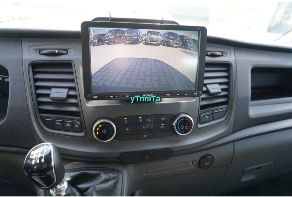 Ford Transit Custom 320L 2.0 TDCI L2H1 Double cabine – Image 12