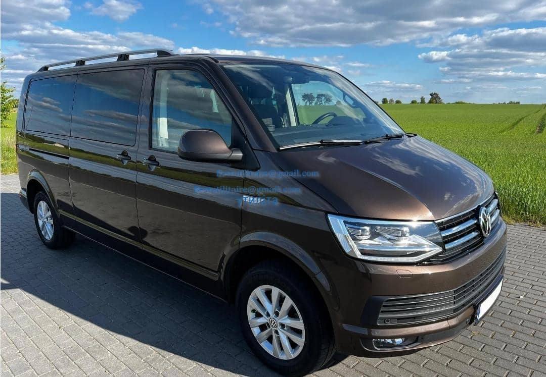 Volkswagen Caravelle 2.0 TDI L2 Comfortline 9 Places