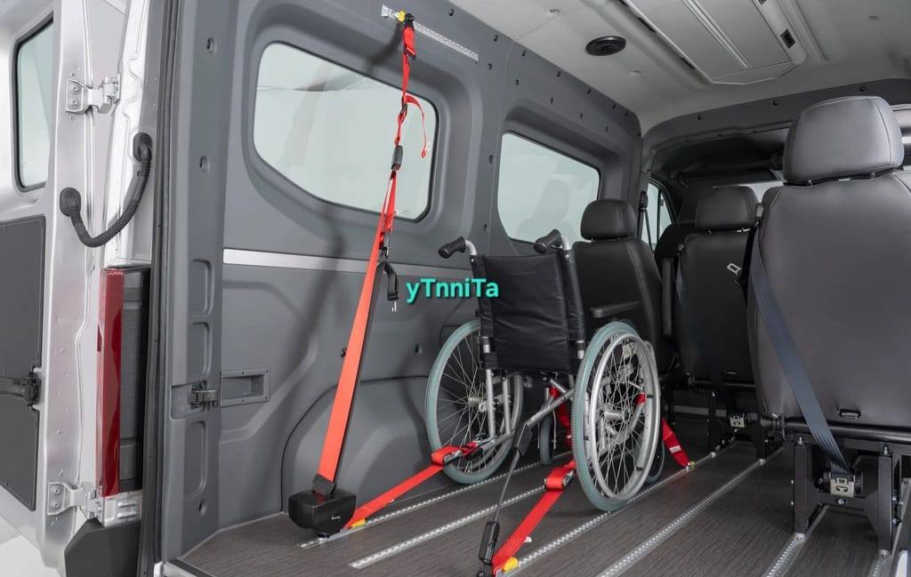 Renault Master 2.3D L2h2 9 places – Image 15