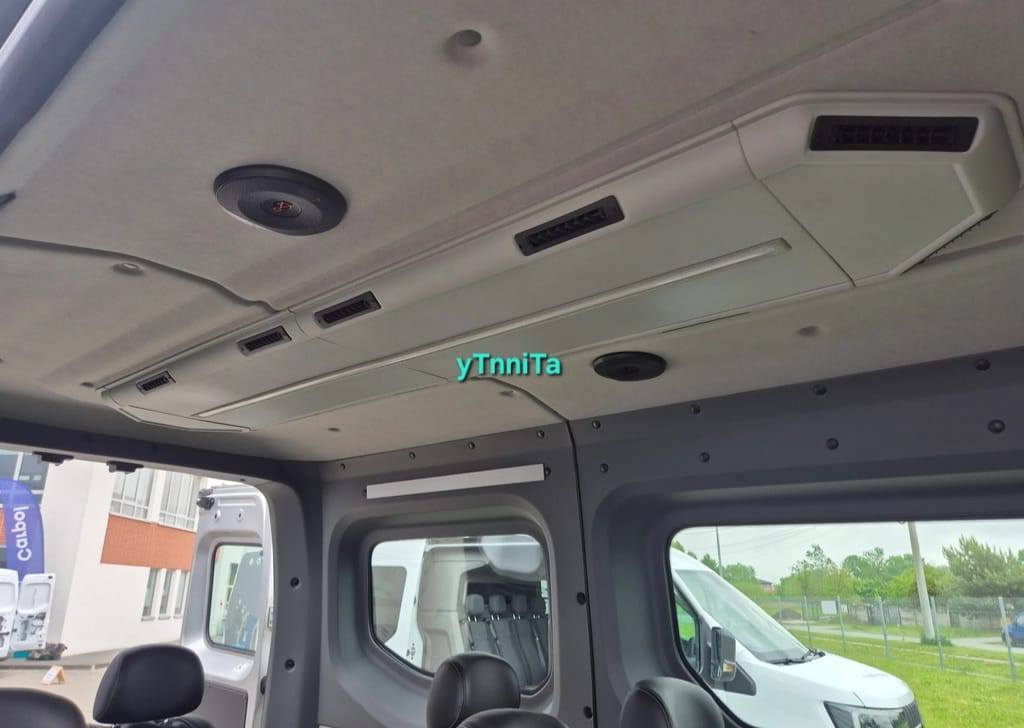 Renault Master 2.3D L2h2 9 places – Image 14