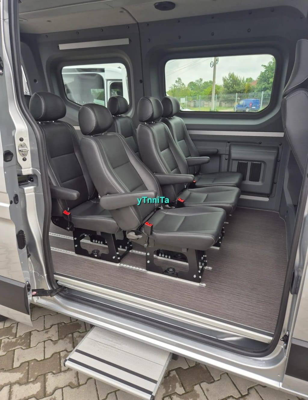 Renault Master 2.3D L2h2 9 places – Image 9