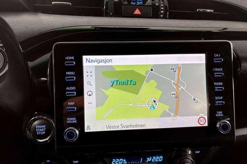 Toyota HiLux double cabine 2.8 SR+ Invincible X 35" Arctic Trucks – Image 17