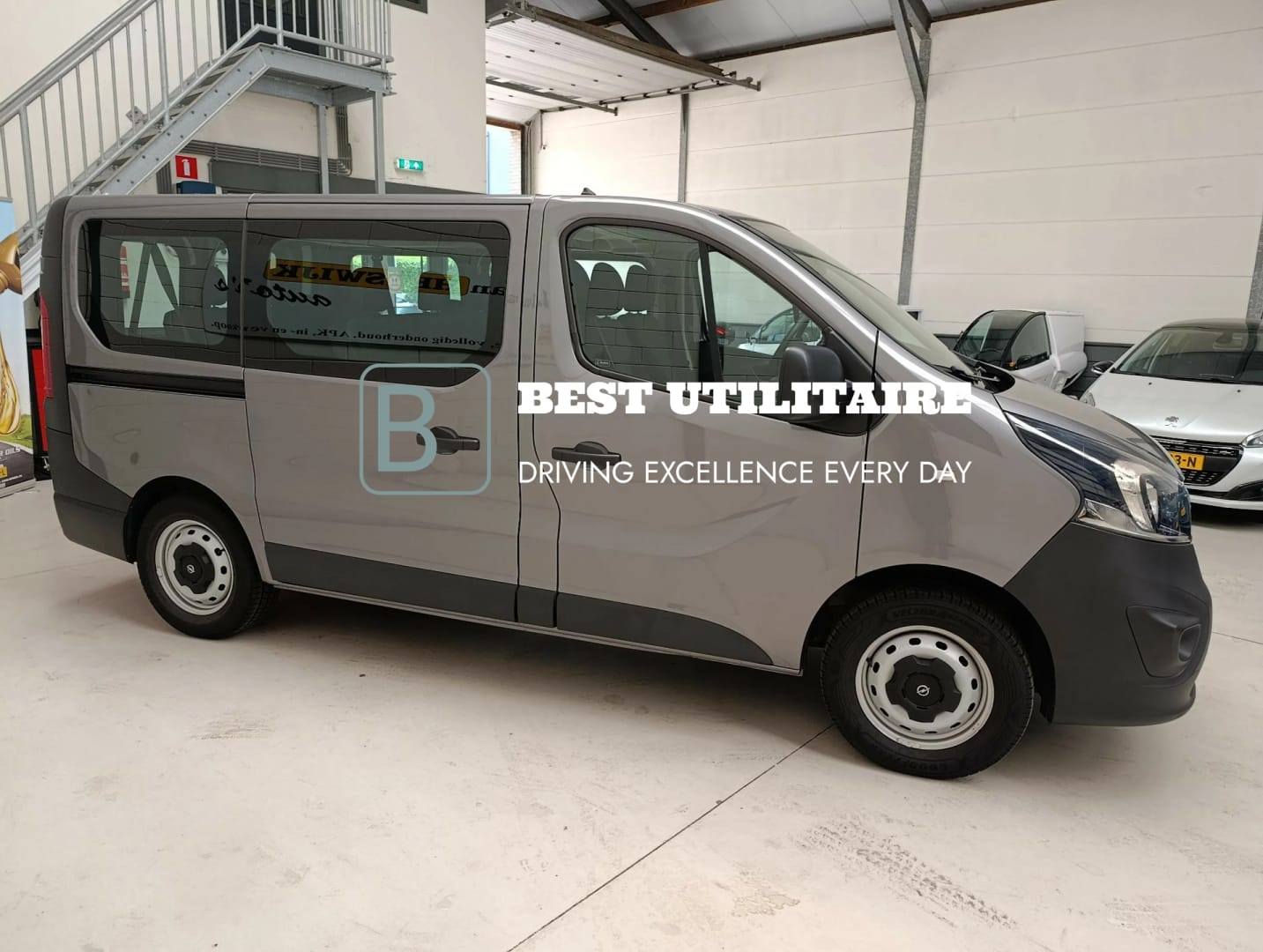 Opel Vivaro Combi 1.6 CDTI L1H1 – Image 9