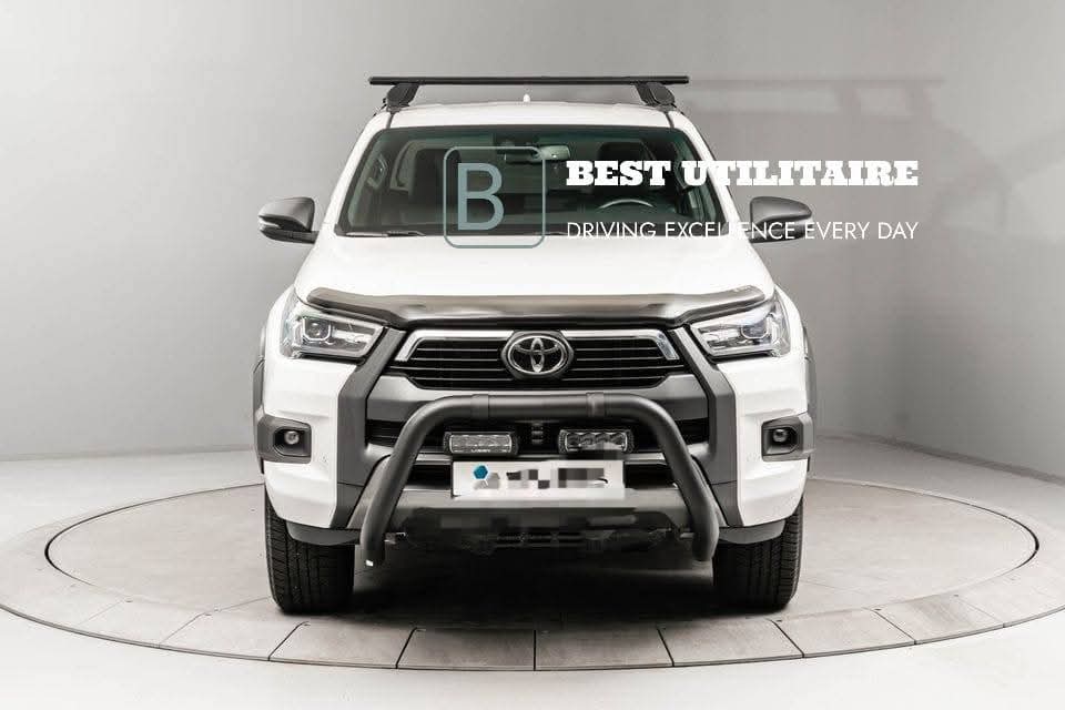Toyota HiLux 2,8 D-Cab 4WD SR+ Inv. X – Image 7