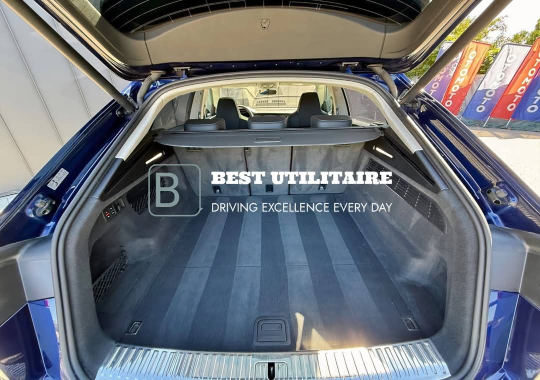 Audi RS Q8 toit panoramique – Image 17