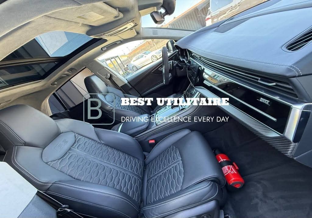 Audi RS Q8 toit panoramique – Image 37