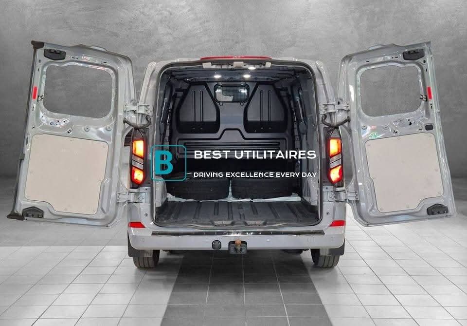 Ford Transit Custom 2.0 Limited AWD L2 – Image 10