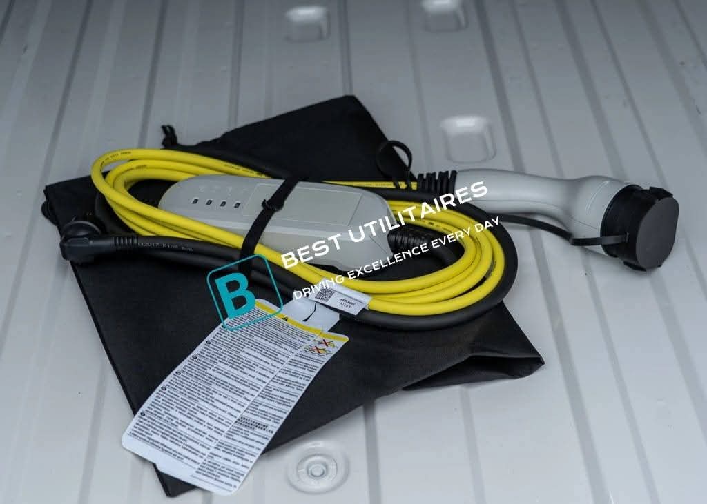 Volkswagen CADDY CARGO 1.5 – Image 24