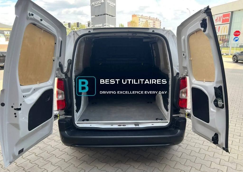 Toyota PROACE CITY 1.5D – Image 12