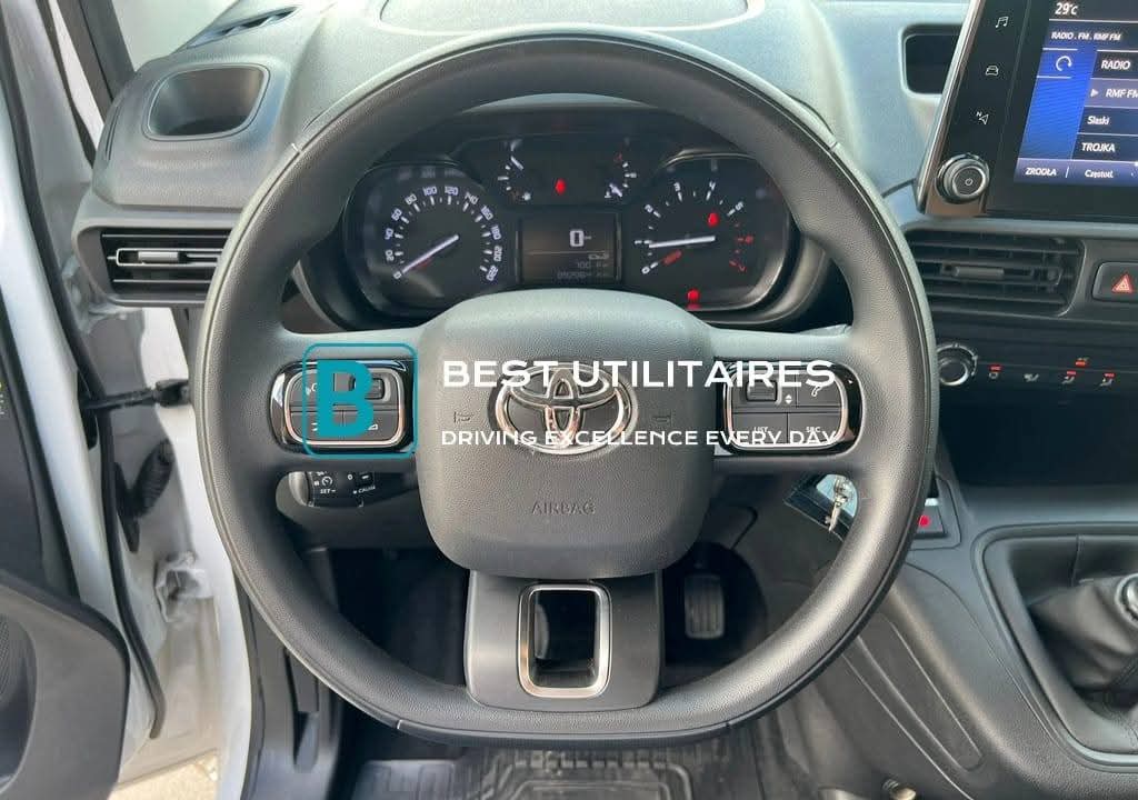 Toyota PROACE CITY 1.5D – Image 14