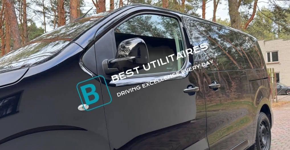 Opel Vivaro Kombi 2.0 CDTI Extra Long 2,8t – Image 3