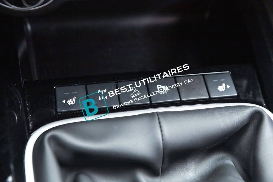 Isuzu D-max CDTi PREMIUM – Image 13