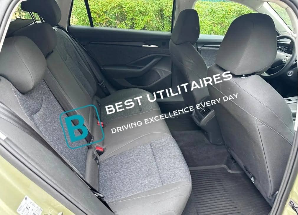 Skoda Superb 2.0 TDI SCR DSG – Image 15