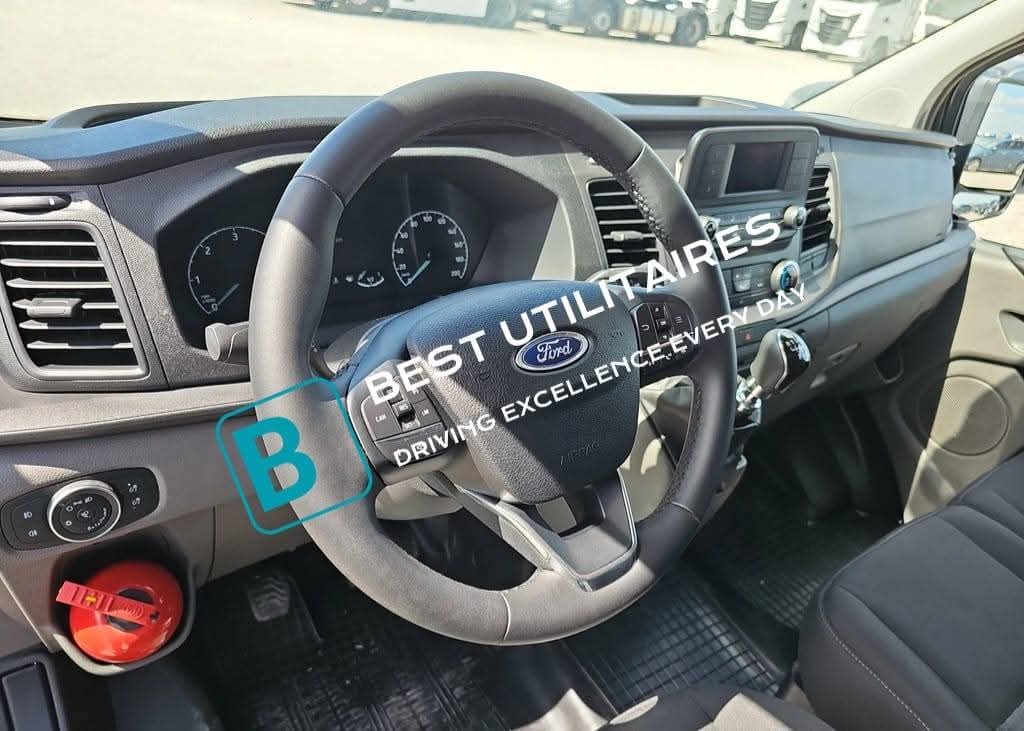 Ford Transit Custom 2.0 TDCi 320 L2H1 – Image 12