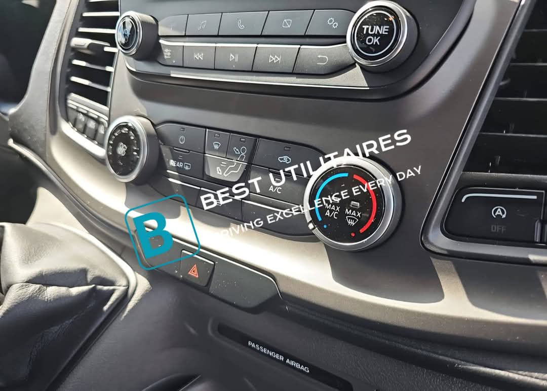 Ford Transit Custom 2.0 TDCi 320 L2H1 – Image 27