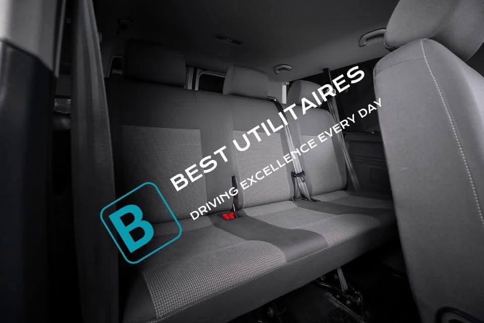 Volkswagen Caravelle 2.0 TDI – Image 24