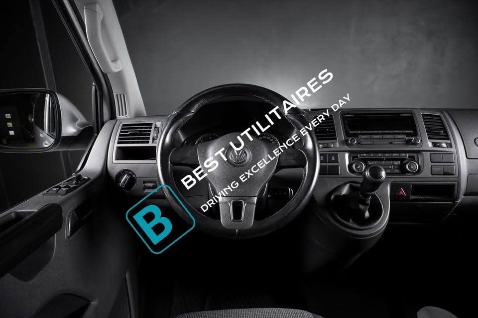 Volkswagen Caravelle 2.0 TDI – Image 27