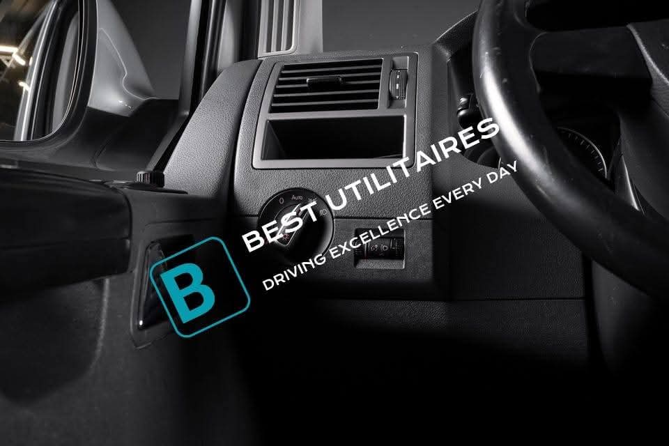 Volkswagen Caravelle 2.0 TDI – Image 28